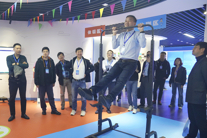 չ������ ��ͼ.GIF